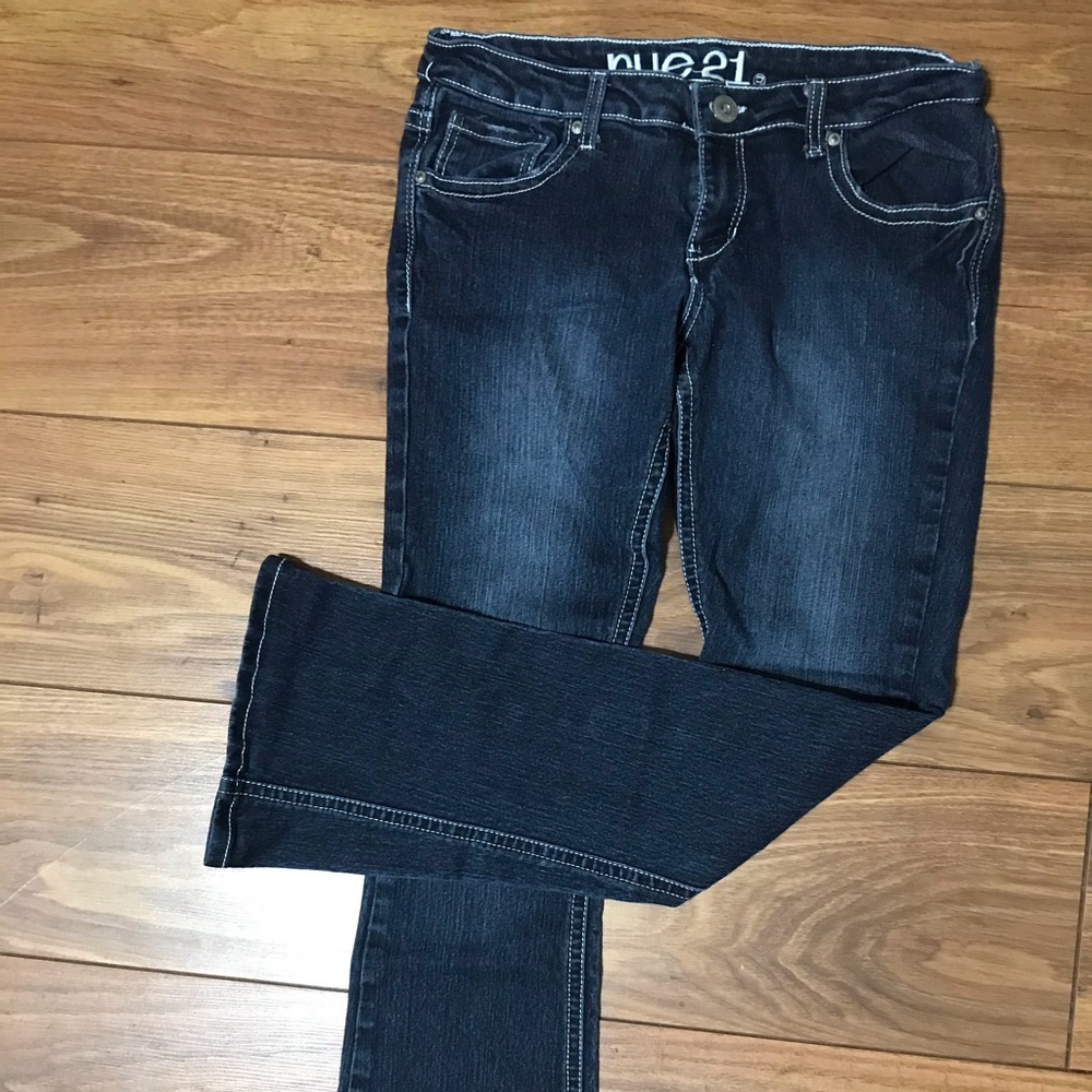 Rue21 mid-rise boot cut jeans 3/4s